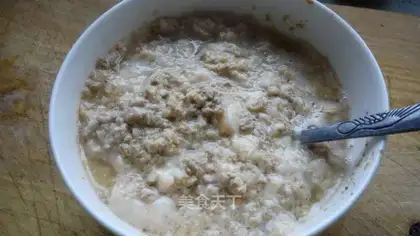 Nuts steamed eggs
