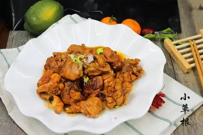 A red roasted chicken
