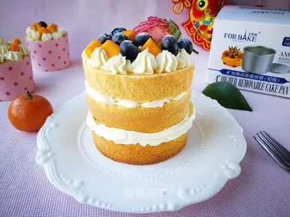 Fruitless cake