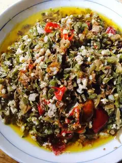 Sourbeans, pasta
