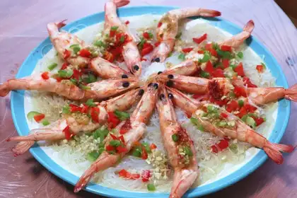 Flowers with rich shrimp