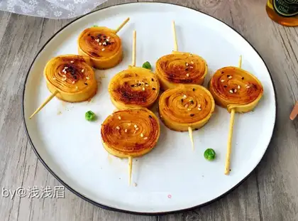 Sweet bean rolls