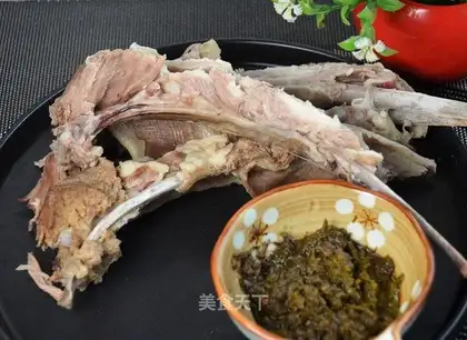 Hands on lamb