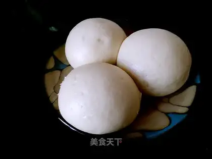 White buns