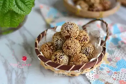 Potato sesame ball