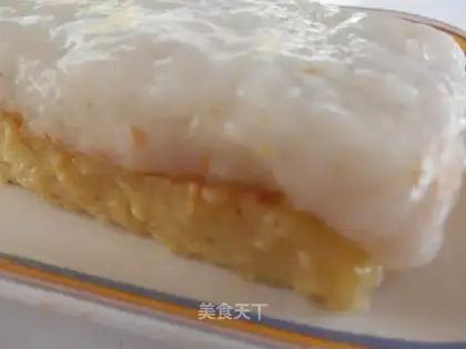 The roses are yellow rice cakes
