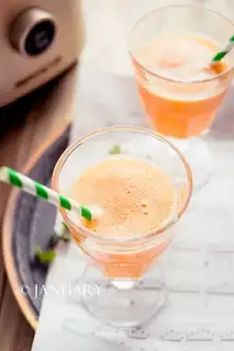 Orange apple juice