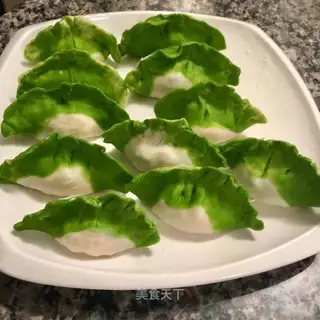 Emerald white dumplings