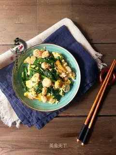 Shrimp fried eggs