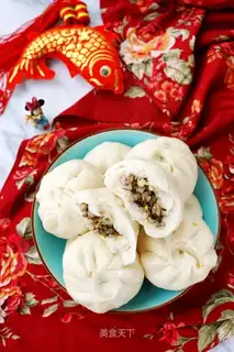 Plum buns
