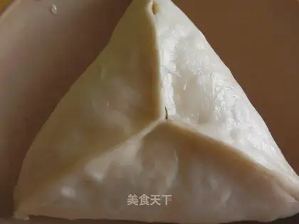 Steamed Sugar Triangle