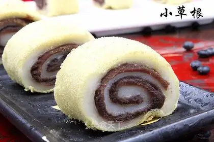 Donkey rolls