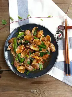 Spicy clams