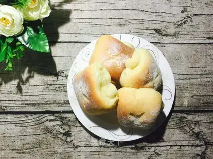 Japanese milk rolls