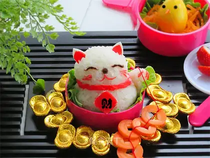 It's the cat-and-chips