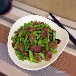 Weenie fried four season beans