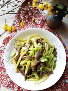 Celery with beef