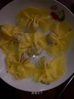 Eggskin dumplings
