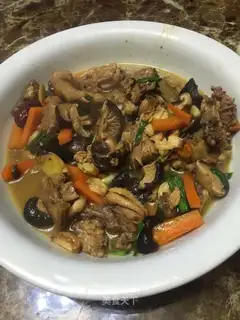 Chicken stew mushrooms