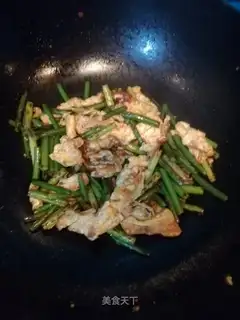Garlic fried eggs