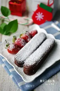 Yogurt finger cake