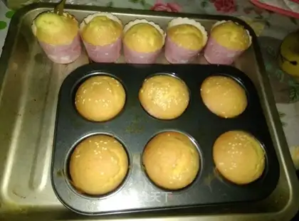 Old chicken cake