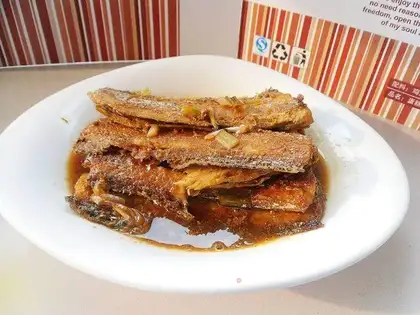 Red-fried fish