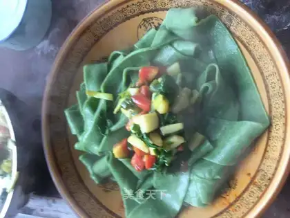 Spinach noodles
