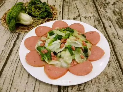 Garlic ham yellow cabbage