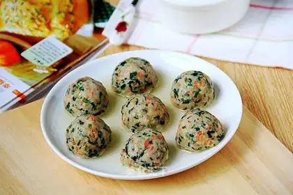 Vegetable pork balls