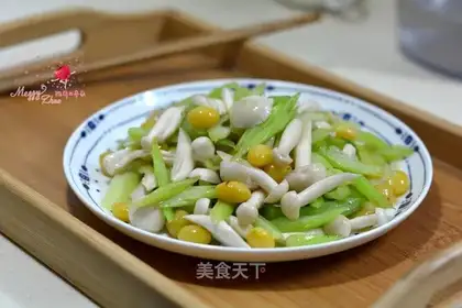 Celery and crab mushrooms