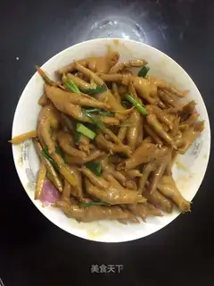 Chicken claws