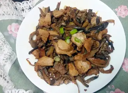 Mushroom fried meat