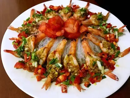 Flowers with rich shrimp