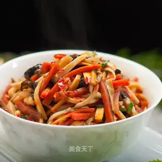 Fish apricot mushroom