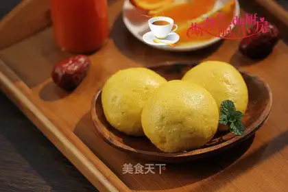 Potato pumpkin bun