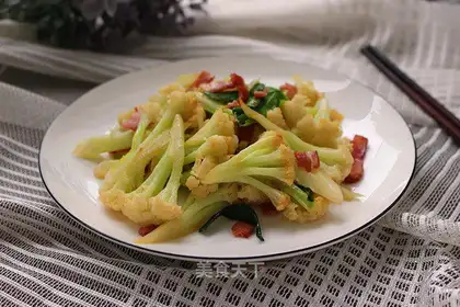 Bacon garlic sprouts