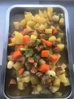 Sheep roast potatoes