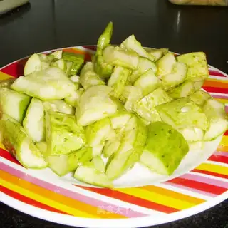 smashed cucumbers