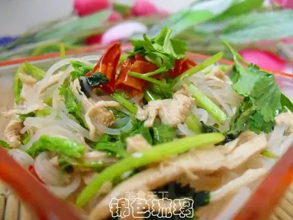 Homely mixed with three shredded silk