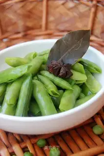 salted peas