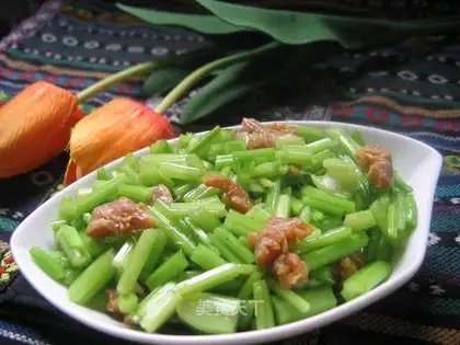 Mixed celery with open ocean
