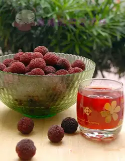 Red bayberry in syrup