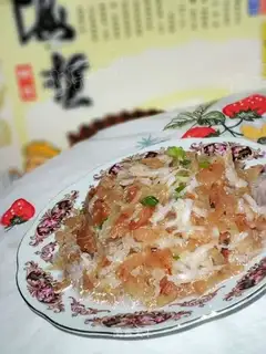 Jellyfish head mixed with shredded radish