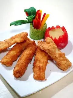 Fried fish steak with sweet and sour mustard