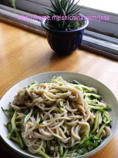 Salad oated oat noodles