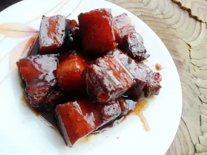 Home-cooked braised pork