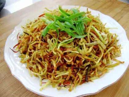 Spicy shredded potatoes