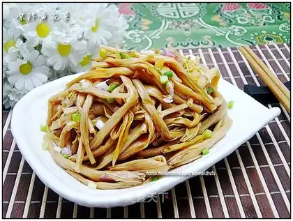 day lily salad