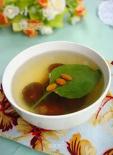 Red dates, wolfberry, plantain water